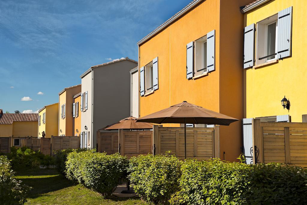Lagrange Vacances L'Oustau De Sorgue ลีล-ซูร์-ลา-ซอร์ก ภายนอก รูปภาพ